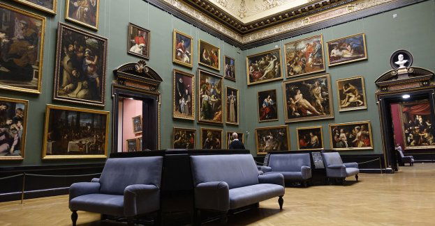Policja bada okoliczności pożaru willi, w której znajdowała się galeria sztuki
