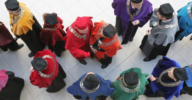 Ponad 72 tys. badaczy, 132 uczelnie - nowy raport nt. nauki w Polsce