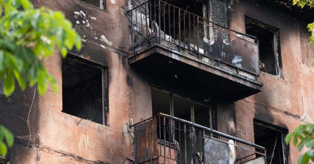 Dziewięć osób w szpitalu, w tym dwoje dzieci, po pożarze w bloku