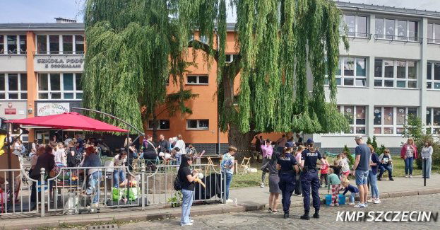Policjanci ze Śródmieścia na festynach z okazji Dnia Dziecka