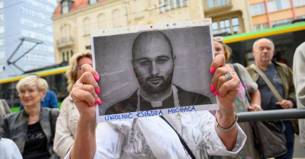 Ks. Olszewski może warunkowo wyjść z aresztu po wpłaceniu kaucji