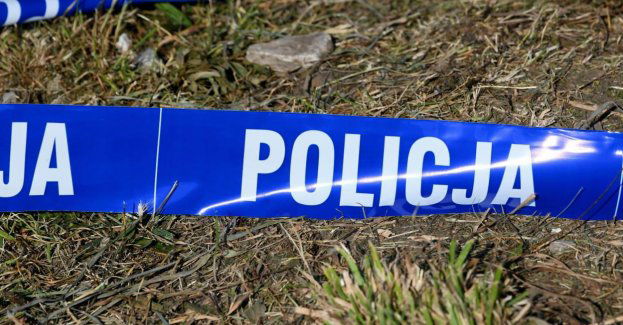 Zwłoki kobiety i mężczyzny w mieszkaniu przy ul. Burakowskiej