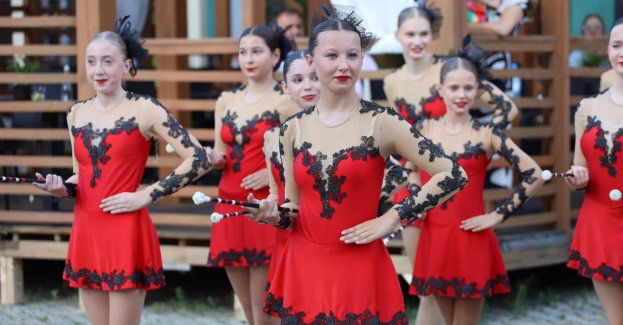 Uroczysty apel z okazji Święta Policji na leszczyńskim Rynku