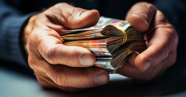 77-latek oszukany na ponad 600 tys. zł