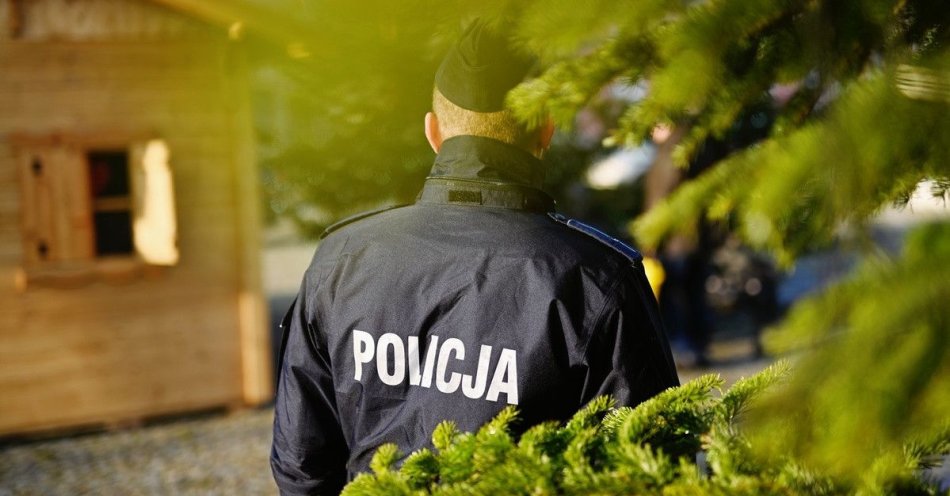 zdjęcie: Święta czas rozmów Porozmawiaj z seniorem o oszustwach / fot. KMP w Skierniewicach