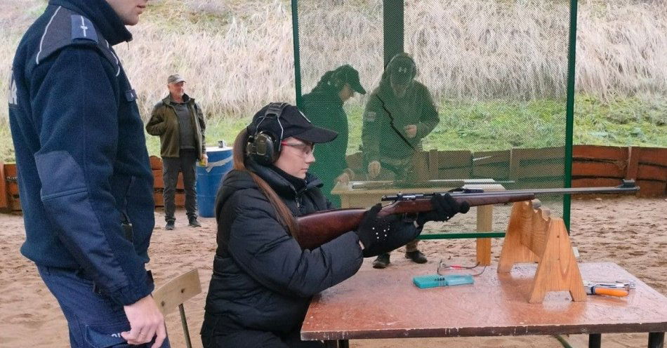 zdjęcie: Uczniowie klas policyjnych walczyli o puchar komendanta / fot. KPP Sępólno Krajeńskie