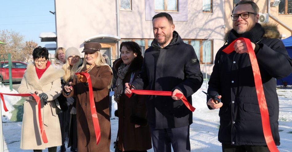 zdjęcie: Odnowione place zabaw dla podopiecznych miejskich żłobków / fot. nadesłane