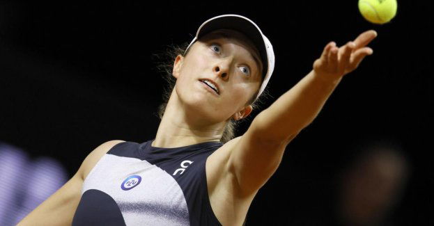 Turniej WTA w Stuttgarcie - wygrana Świątek w drugiej rundzie
