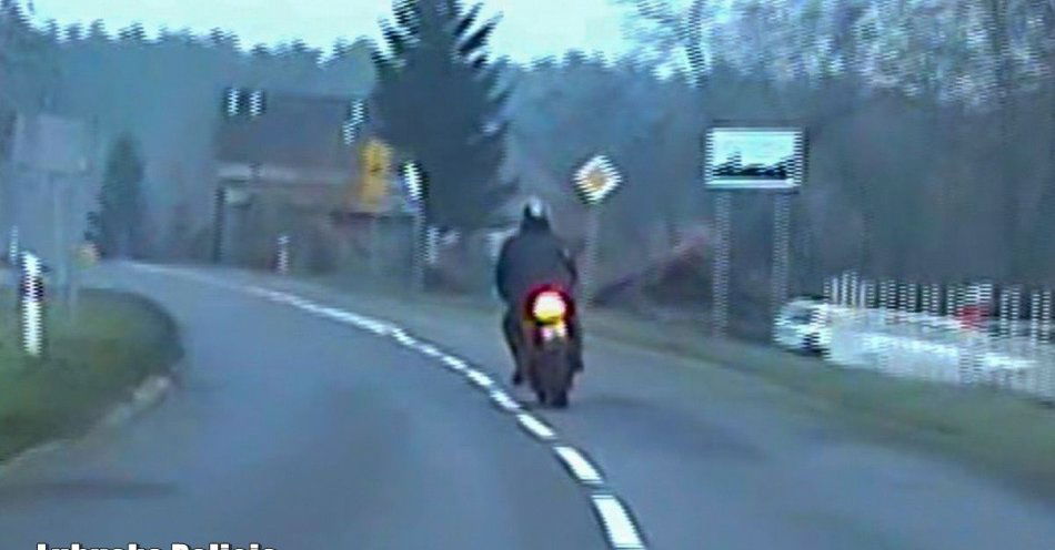 zdjęcie: Pościg w Szlichtyngowej. 28 latek zatrzymany bez uprawnień / fot. KPP Wschowa