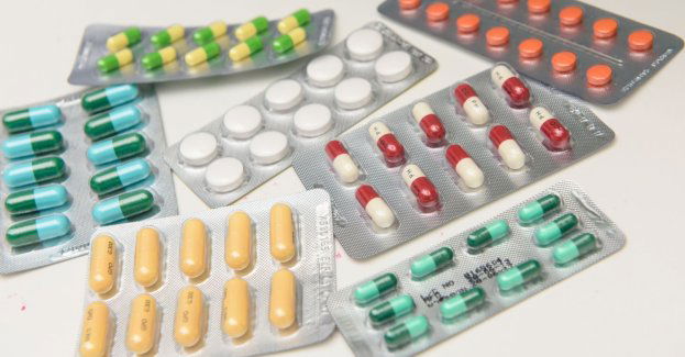 B. adwokat wśród 36 podejrzanych o handel tabletkami do produkcji metamfetaminy