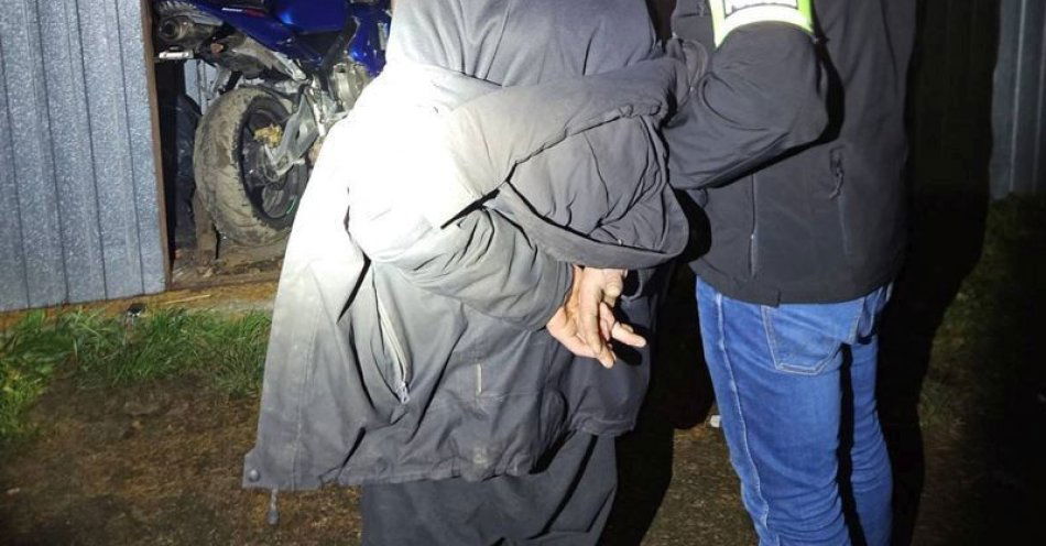 zdjęcie: Zatrzymano sprawcę kradzieży motocykla w Jeleniej Górze / fot. KMP w Jeleniej Górze