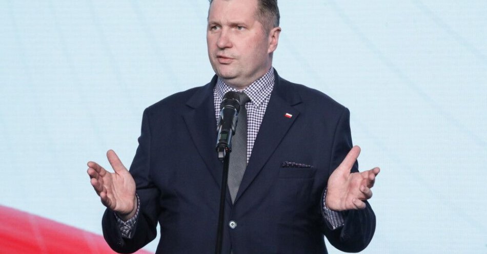 zdjęcie: Czarnek o decyzji prezydenta ws. ustawy dot. SAFE: Nawrocki zawetował tzw. niemiecką chwilówkę / Warszawa, 13.02.2025. Poseł PiS Przemysław Czarnek podczas konferencji prasowej w siedzibie Prawa i Sprawiedliwości przy ul. Nowogrodzkiej w Warszawie, 13 bm. (sko) PAP/Tomasz Gzell