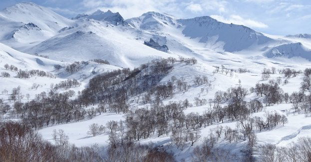 Mniejszy mróz i wiatr w górach; na szlakach warunki są trudne