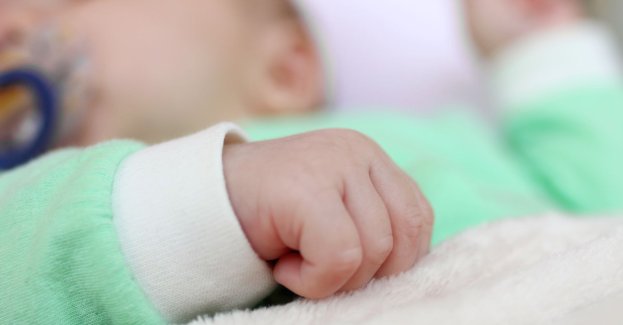 Po siedem lat więzienia dla matki i ojca za maltretowanie córeczki