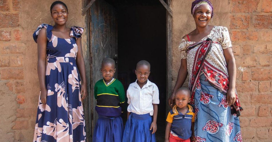 zdjęcie: Ponad 400 mln dzieci na świecie żyje w ubóstwie, bez dostępu do kluczowych usług / fot. nadesłane