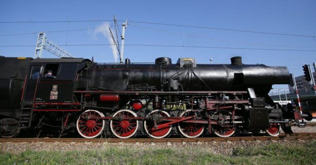 180 lat temu z Warszawy do Pruszkowa odjechał pierwszy pociąg wiozący pasażerów