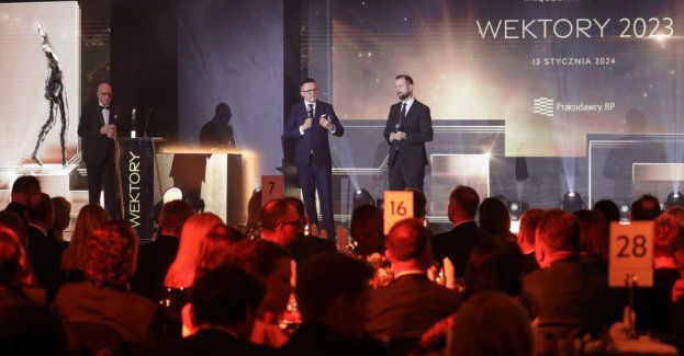 Hołownia i Kosiniak-Kamysz wyróżnieni za stworzenie Trzeciej Drogi