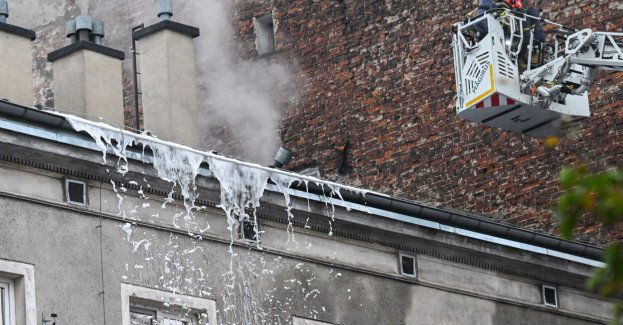 W ostatni weekend doszło do 878 pożarów; zginęło 8 osób