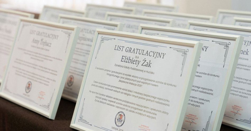zdjęcie: Laureaci konkursu Bezpieczne Wakacje 2025 nagrodzeni w Leżajsku / fot. KPP w Leżajsku fot. KPP Leżajsk