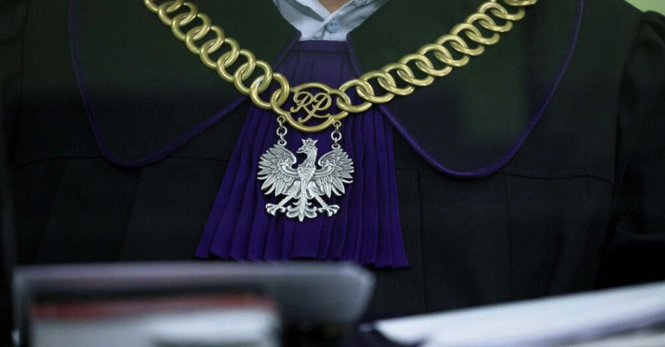 zdjęcie: Zarzuty i wniosek o areszt dla mężczyzny, który uprowadził i usiłował zabić 9-latka / Warszawa, 22.06.2021. Sędzia na sali Wojskowego Sądu Okręgowego w Warszawie, 22 bm. (ls/awol) PAP/Leszek Szymański