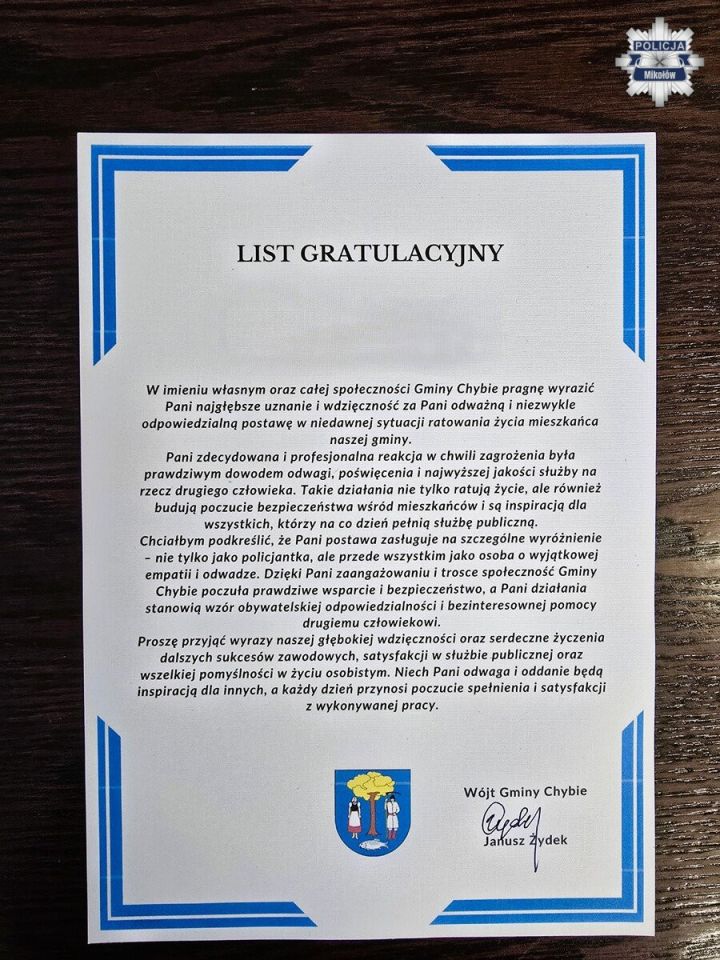 zdjęcie: Policjantka uratowała życie podczas uroczystości w Chybiu / fot. KPP w Mikołowie