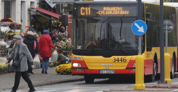 W weekend na ulice wyjadą pierwsze linie cmentarne