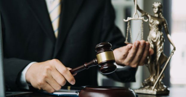 Bez aresztu dla podejrzanych o planowanie ataków terrorystycznych