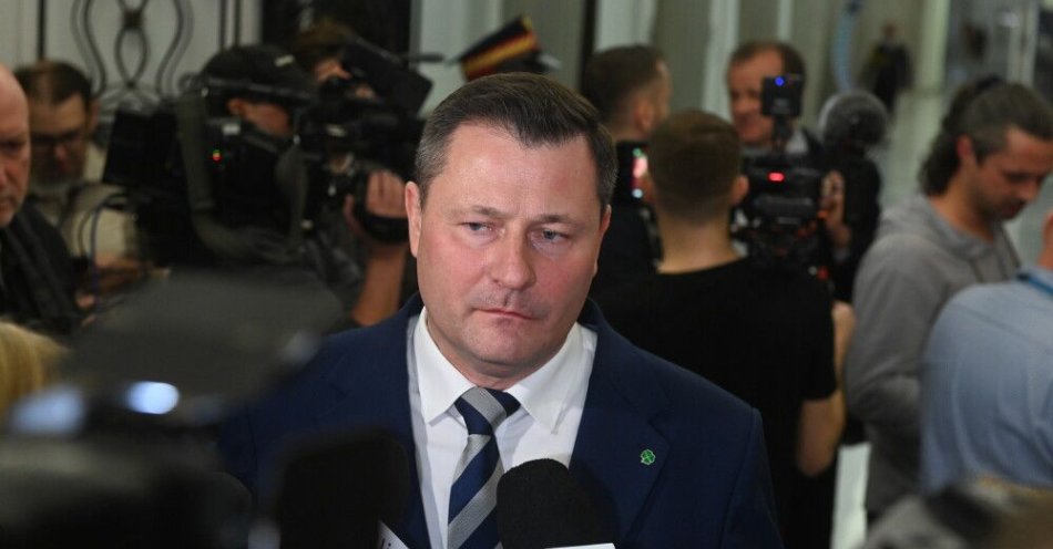 zdjęcie: Paszyk (PSL): informacja premiera ważna; pokazywała czym jest rynek kryptowalut / Warszawa, 05.12.2025. Poseł PSL-TD Krzysztof Paszyk w Sejmie w Warszawie, 5 bm. Sejm zakończył utajniony punkt obrad i kontynuuje posiedzenie. (sko) PAP/Piotr Nowak