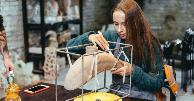 Na 80-lecie liceum plastycznego - wystawa o artystycznych losach absolwentów