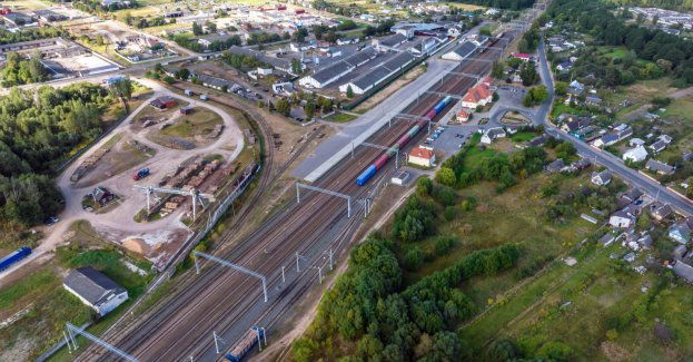Samorządowcy trzech województw chcą połączenia kolejowego z CPK