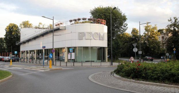 Wernisaż wystawy z okazji 40-lecia Związku Polskich Artystów Malarzy i Grafików - w czwartek