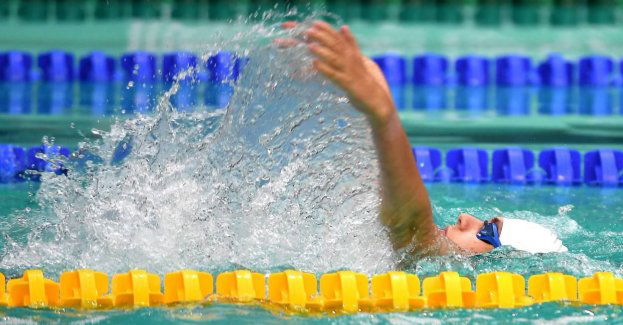 Paralimpiada - pływak Otowski pierwszym polskim złotym medalistą