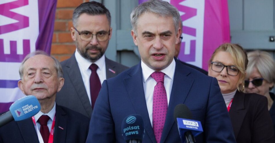 zdjęcie: Gawkowski: prezydent Nawrocki zawodzi na różnych polach / Olsztyn, 15.11.2025. Wicepremier, minister cyfryzacji Krzysztof Gawkowski podczas konferencji prasowej w Kuźni Społecznej w Olsztynie, 15 bm. (mr) PAP/Tomasz Waszczuk