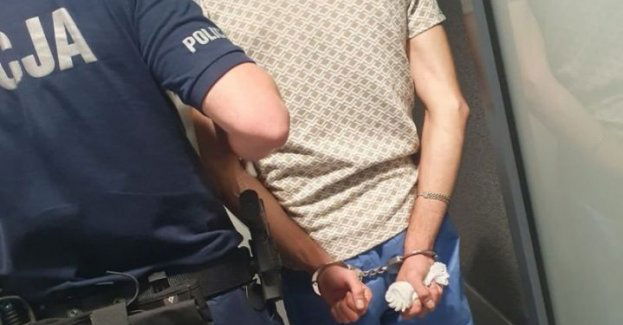 Obcokrajowiec, który spowodował na autostradzie kolizję z niemieckim radiowozem, w trybie przyspieszonym trafił przed oblicze sądu