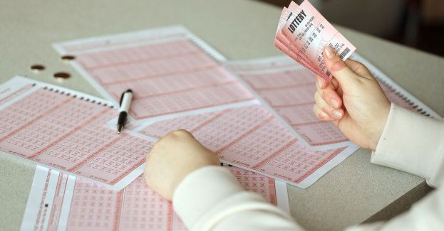 Kobieta próbowała posłużyć się przerobionym losem, aby wygrać pieniądze