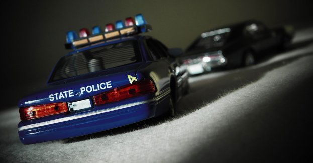 Policyjny pościg drogami powiatu radomskiego zakończony zatrzymaniem kierującego