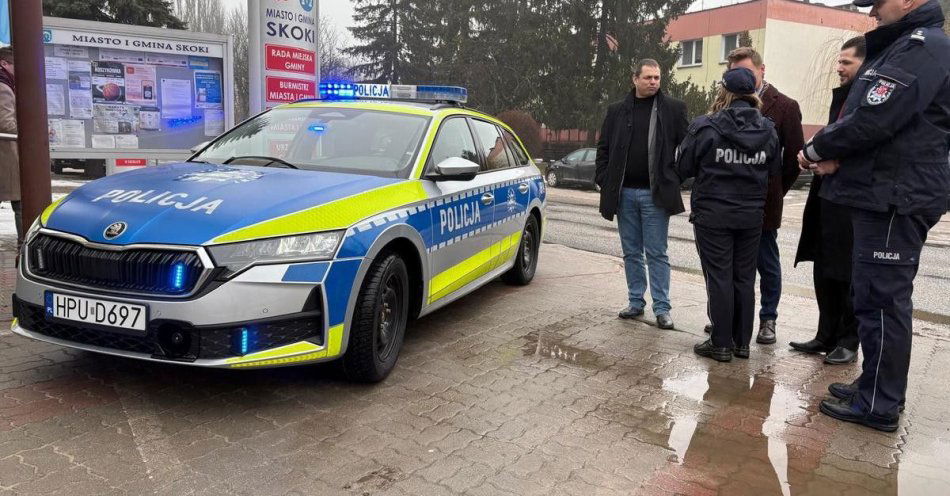 zdjęcie: Nowy radiowóz Skody Octavii w służbie skockiej policji / fot. KPP Wągrowiec