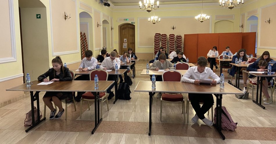 zdjęcie: Oto młodzi specjaliści od państwa krzyżackiego / fot. nadesłane