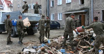 Komisja Europejska wypłaciła Polsce 76 mln euro z Funduszu Solidarności na pomoc po powodzi