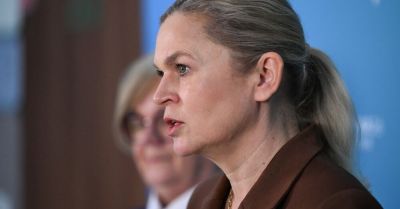 Nowacka: doszło do włamań do dzienników elektronicznych w szkołach