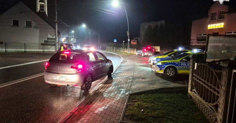 zdjęcie: Wojewódzkie działania Trzeźwość. Policja kontroluje kierowców / fot. KPP w Bieruniu