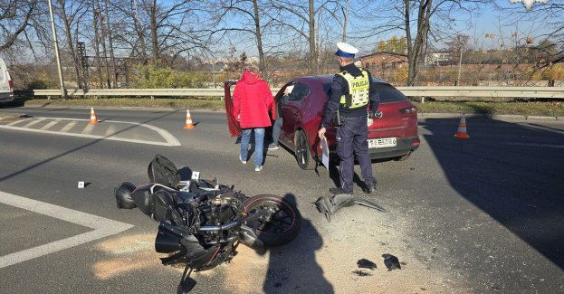 Motocyklista ranny po zderzeniu z mazdą w Mysłowicach