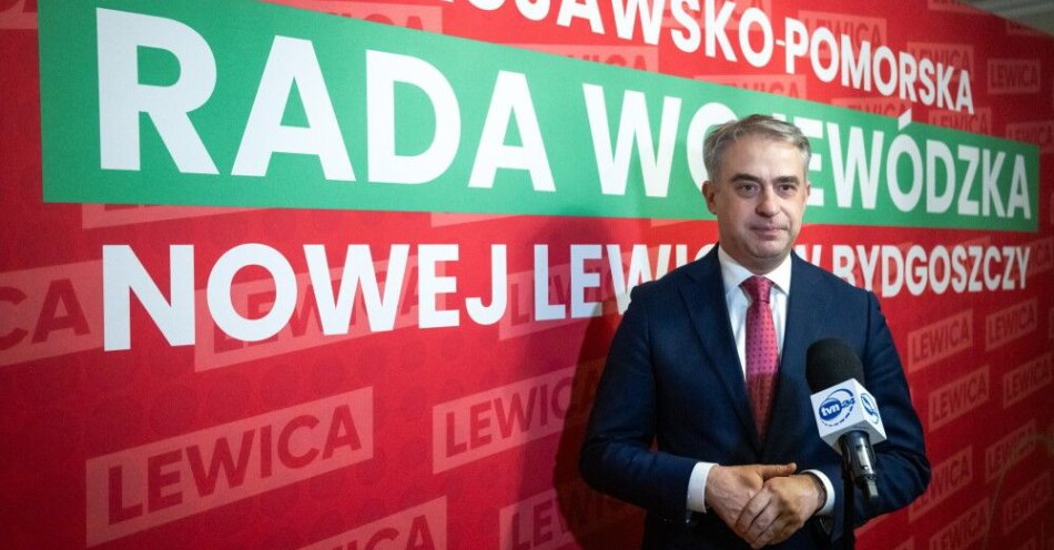 zdjęcie: Gawkowski: marszałkiem zostanie Czarzasty, nie będzie niespodzianek w czasie głosowania / Bydgoszcz, 15.11.2025. Wicepremier, minister cyfryzacji Krzysztof Gawkowski podczas konferencji prasowej, po Kujawsko-Pomorskim Kongresie Nowej Lewicy, 15 bm. w Bydgoszczy. (mr) PAP/Tytus Żmijewski
