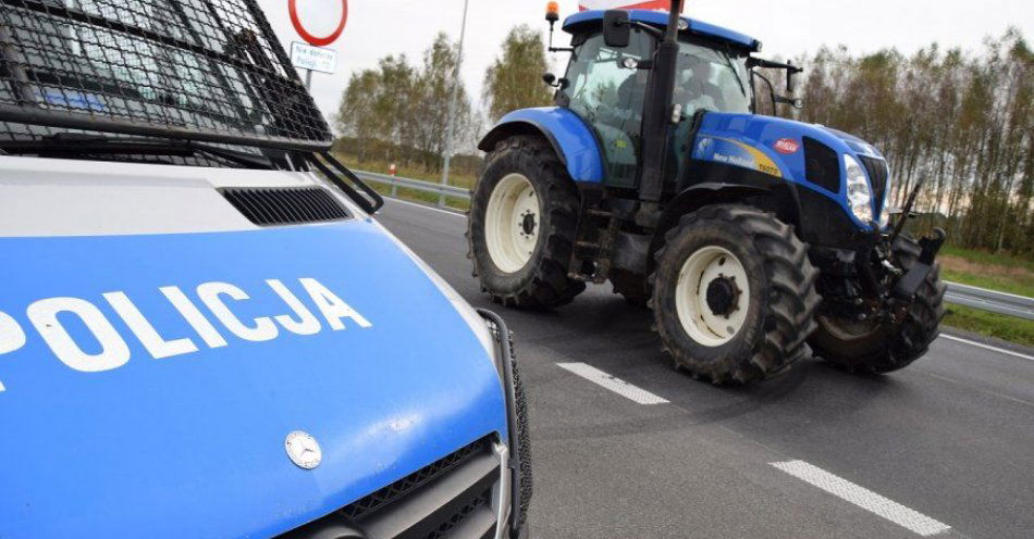 zdjęcie: UWAGA ‼️ Utrudnienia w ruchu drogowym w związku z protestem rolników / fot. KPP w Łasku