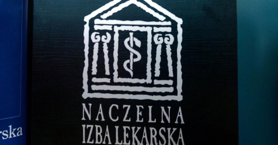 zdjęcie: Naczelna Izba Lekarska zawiadomiła prokuraturę o podejrzeniu popełnienia przestępstwa przez Uniwersytet Kaliski / fot. PAP