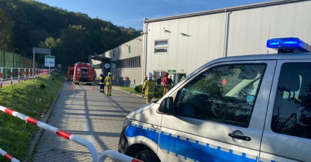 Pożar hali przemysłowej Browaru Okocim – ćwiczenia ratowniczo-gaśnicze z udziałem brzeskich policjantów