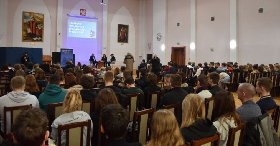 zdjęcie: Debata Młodzieżowej Rady Miejskiej / fot. UM Grudziądz