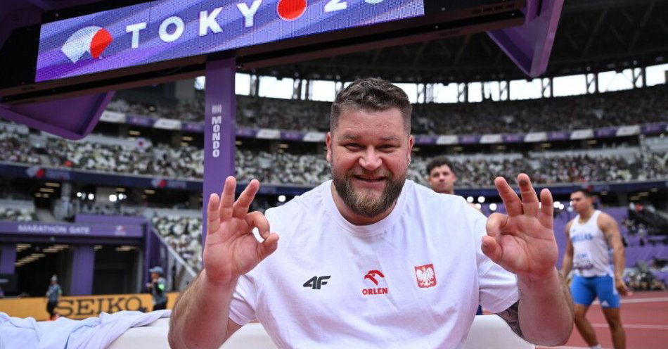 zdjęcie: Lekkoatletyczne MŚ - Fajdek awansował do finału rzutu młotem / fot. PAP