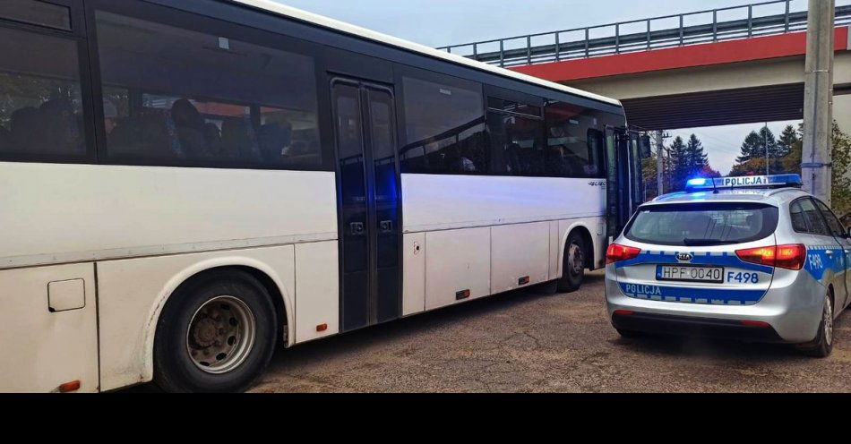 zdjęcie: Kierowca autobusu z promilami / fot. KPP w Radomsku