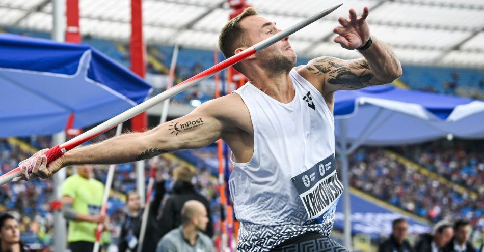 zdjęcie: Tak daleko nie rzucał cztery lata! Światowe legendy rzutu oszczepem na drodze Marcina Krukowskiego w Kotle Czarownic / fot. Paweł Skraba